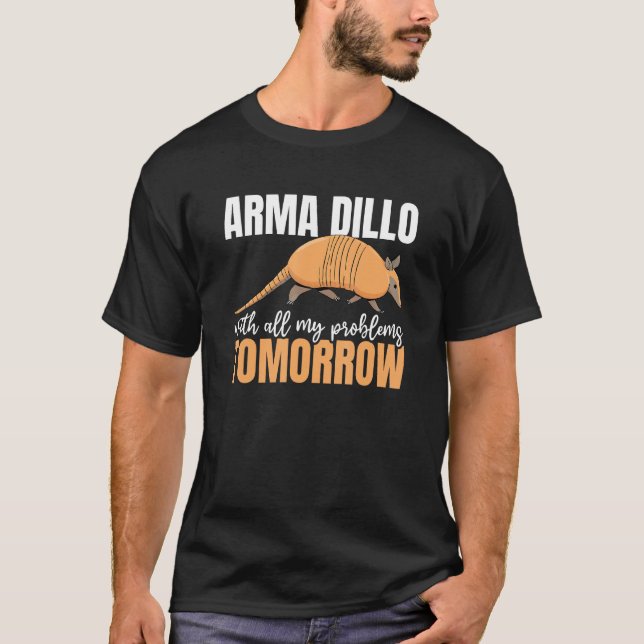 Armadillo  Possum Giant Armadillo Owner Wildlife M T-Shirt (Front)