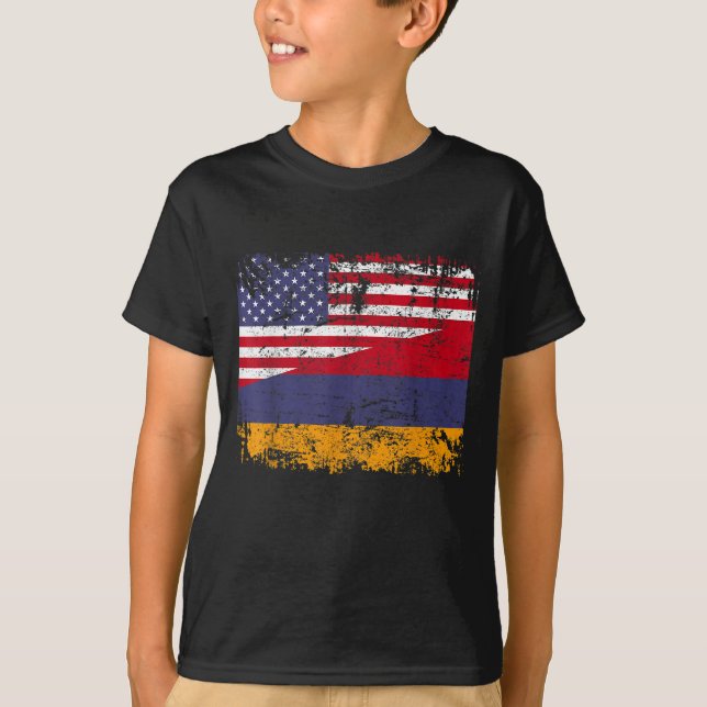 ARMENIAN ROOTS Half American Flag USA ARMENIA FLAG T-Shirt (Front)