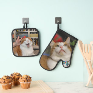 Arnie Oven Mitt & Pot Holder Set
