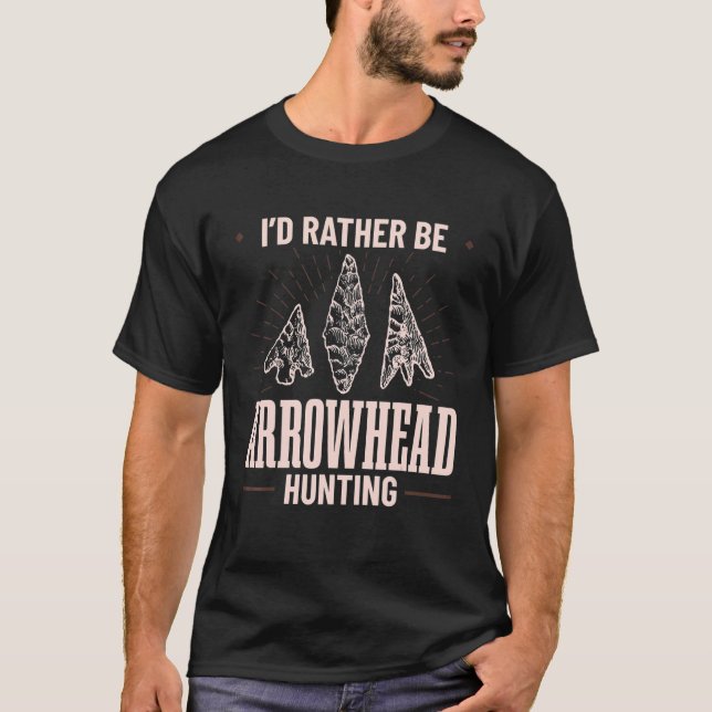 Arrowhead Hunting Hunter Artefact Collector Appare T-Shirt (Front)