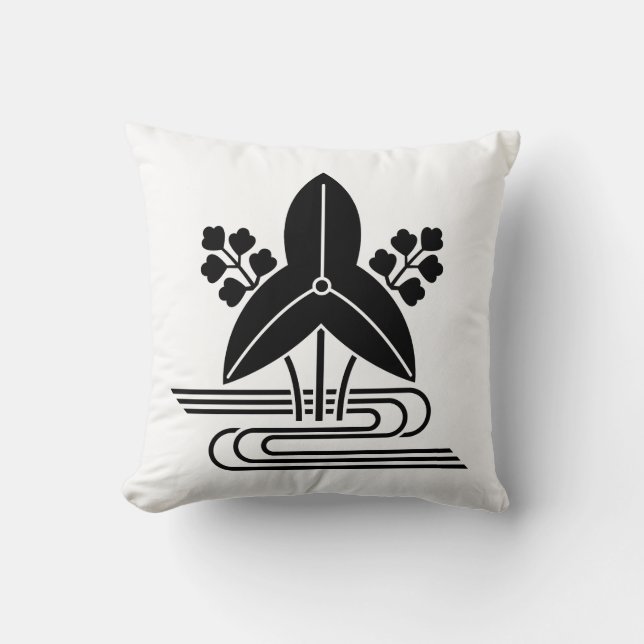 Arrowhead & water cushion (Front)