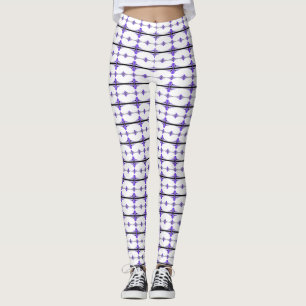 Art deco elements in pastel purple leggings