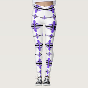 Art deco elements in pastel purple leggings
