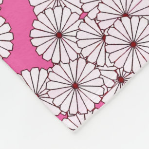 Art Deco flower pattern - white on pink Fleece Blanket
