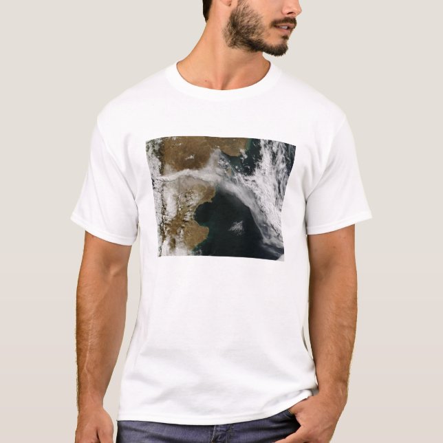 Ash plume from eruption of Chaiten volcano, Chi T-Shirt (Front)