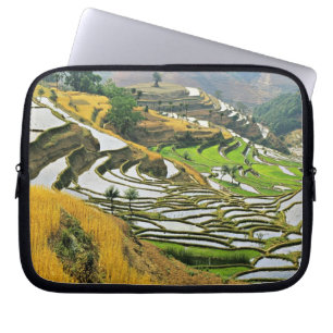 Asia, China, Yunnan, Yuxi Prefecture; Yuanjiang. Laptop Sleeve