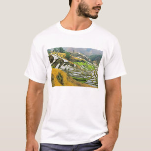 Asia, China, Yunnan, Yuxi Prefecture; Yuanjiang. T-Shirt