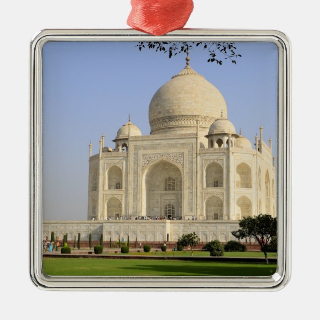 Asia, India, Uttar Pradesh, Agra. The Taj 7 Metal Ornament (Front)