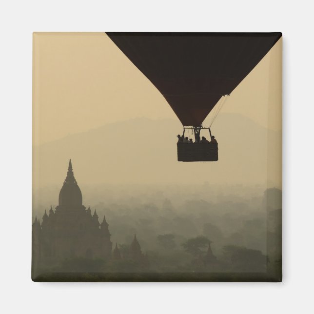 Asia, Myanmar, Bagan, balloon over temples of Magnet (Front)