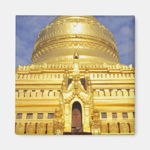Asia, Myanmar (Burma), Bagan (Pagan). The Shwe Magnet