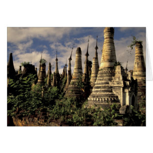 Asia, Myanmar, Inle Lake. Ancient ruins of