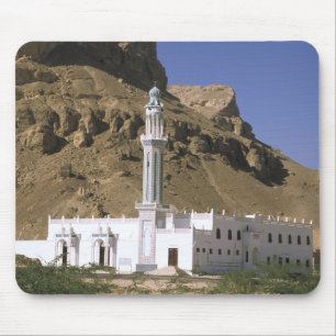 Asia, Yemen, Tarim. White mosque. Mouse Pad