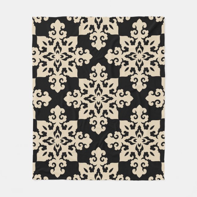 Asian Ornamental Motive Geometric Pattern Fleece Blanket (Front)