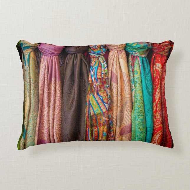 Assorted-colour textile lot decorative cushion (Front)