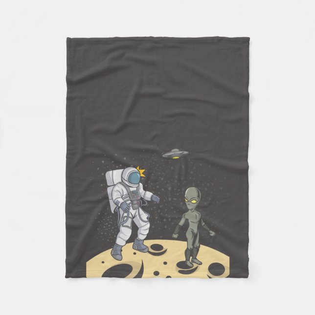 Astronaut and alien   fleece blanket (Front)