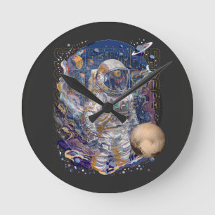 Astronaut design round clock