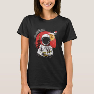 Astronaut Ramen Space Astronaut Eating Ramen Pagod T-Shirt