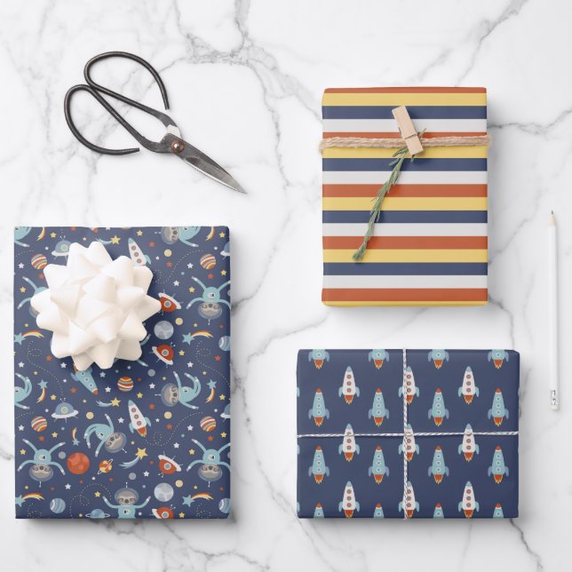 Astronaut Sloths Pattern Wrapping Paper Sheet (Front)