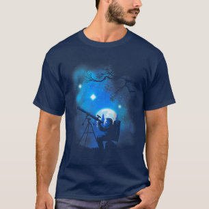 Astronomer astronaut with telescope T-Shirt
