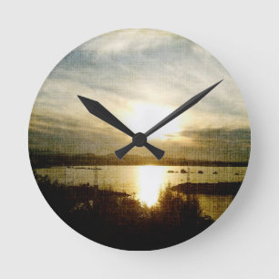 At the Going Down of the Sun Round Clock