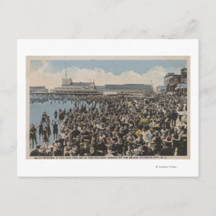 Atlantic City, NJ - Holiday Crowd at the Beach Postcard