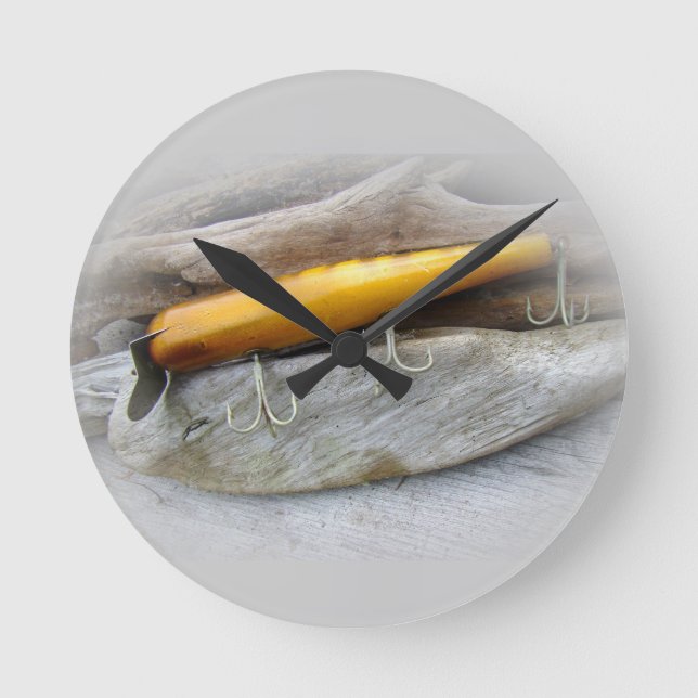 Atom A40 Vintage Saltwater Fishing Lure Round Clock (Front)