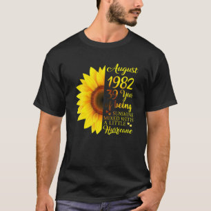August Girls 1982 Birthday Gift 39 Years Old Made T-Shirt