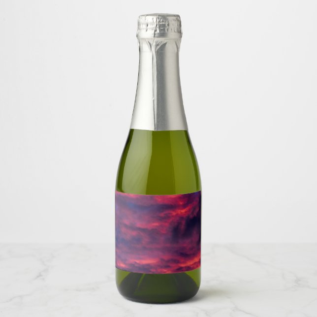 august red sparkling wine label (Front)