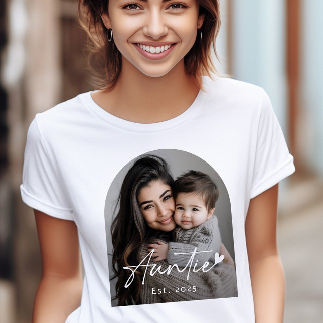 Auntie Est year handwritten script heart T-Shirt (Auntie Est year handwritten script heart T-Shirt)
