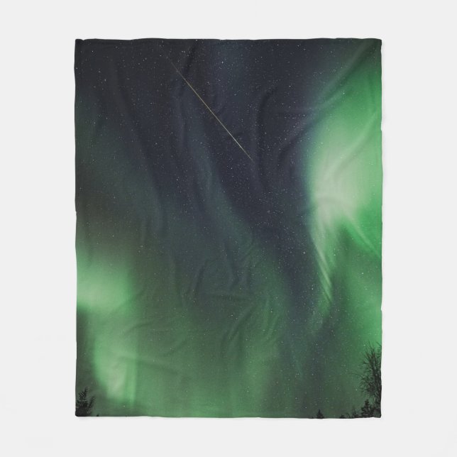 AURORA BOREALIS DURING NIGHT TIME FLEECE BLANKET (Front)
