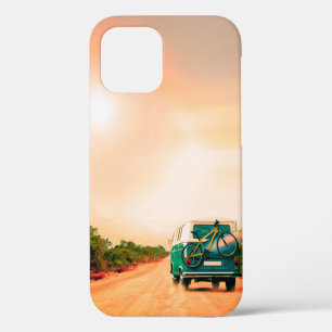 Australia, Coral Bay, May 16, 2018. Travelling cam iPhone 12 Case