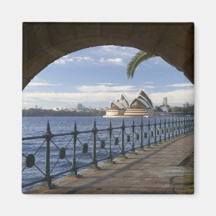 Australia, New South Wales, Sydney, Stone Magnet