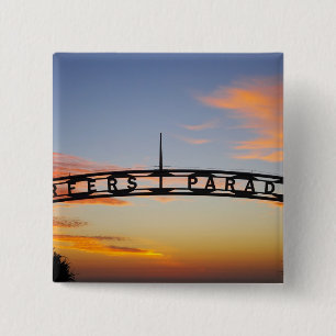 Australia, Queensland, Gold Coast, Sunrise, 15 Cm Square Badge