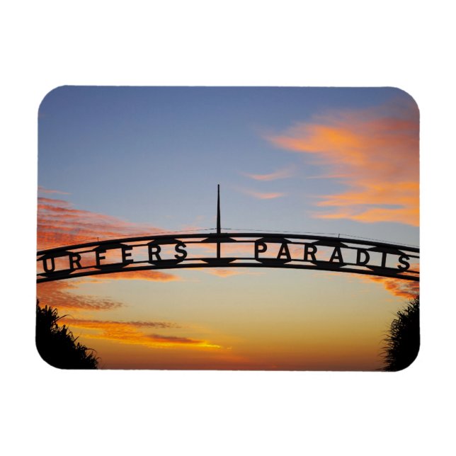Australia, Queensland, Gold Coast, Sunrise, Magnet (Horizontal)