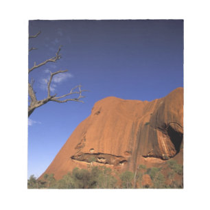 Australia, Uluru Kata Tjuta National Park, Uluru Notepad