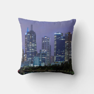 Australia, Victoria, Melbourne, skyline along Cushion