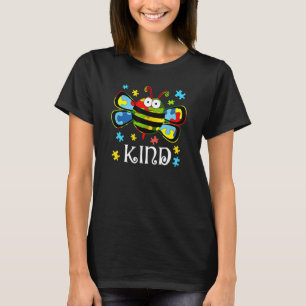 Autism Awareness Bumble Bee Be Kind Puzzle Piece A T-Shirt