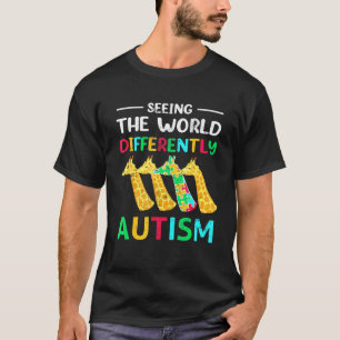 Autism Seeing The World Differently Awareness Gira T-Shirt