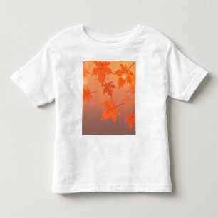 Autumn design with maple leaves and bokeh effect toddler T-Shirt