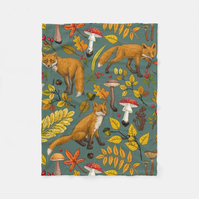 Autumn foxes on pine green fleece blanket (Front)