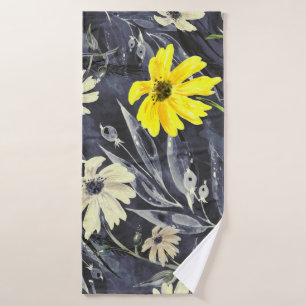 Autumn leaves, berries: watercolor pattern. bath towel