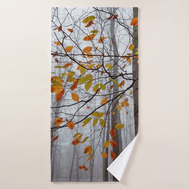 Autumn leaves fallen forest leaf bath towel (Bath Towel)