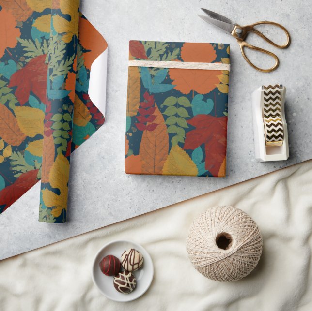 Autumn Leaves Pattern Wrapping Paper (Crafts)