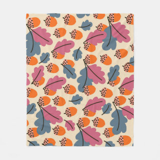 Autumn Oak: Leaves and Acorns Pattern Fleece Blanket