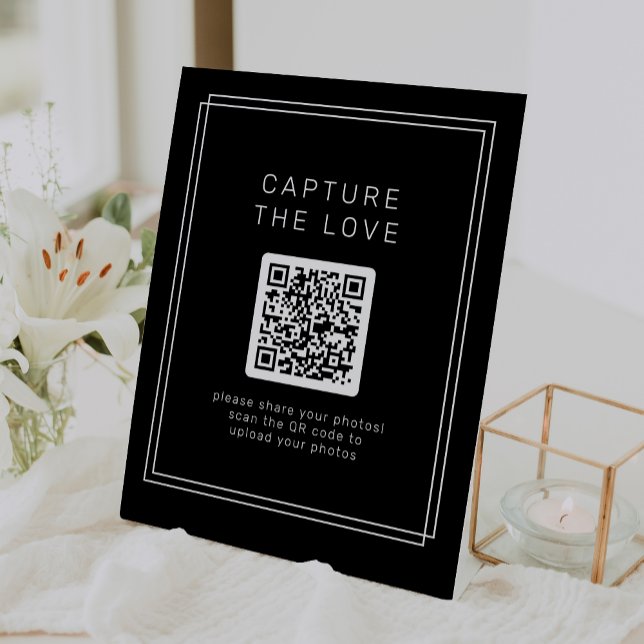 AVERY Modern Black Capture the Love Wedding Pedestal Sign (AVERY Modern Black Capture the Love Wedding Pedestal Sign)