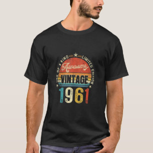 Awesome 61 Years Old Vintage 1961 Retro 61st Birth T-Shirt