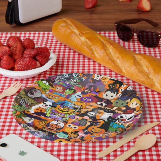 Awesome Faces of Halloween Paper Plate (Picnic)