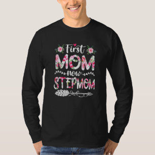 Awesome First Mum Now Stepmom Family Matching Moth T-Shirt