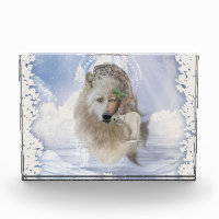 Awesome polarwolf with fairy, polarbear and snow t