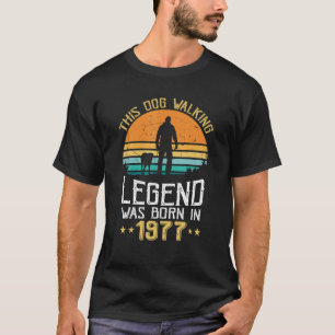 Awesome Since 1977 45th Birthday Dog  Men Born In  T-Shirt